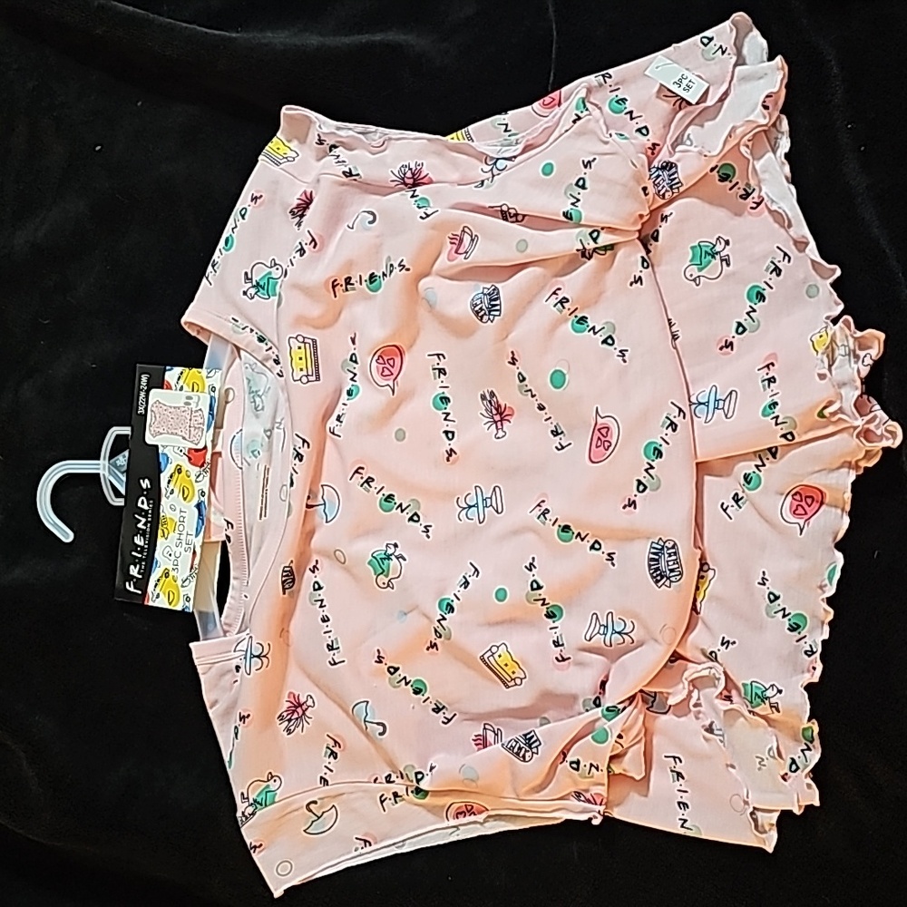 Friends pj set